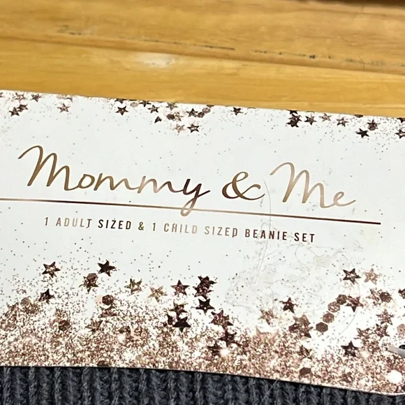 Mommy and me color block beanie 2 pc set - Picture 3 of 6